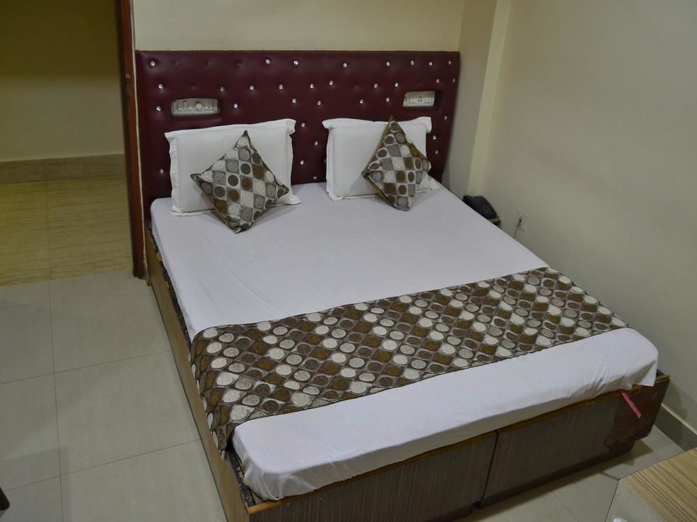 Oyo 3019 Hotel Lingaraj Bhubaneswar Esterno foto